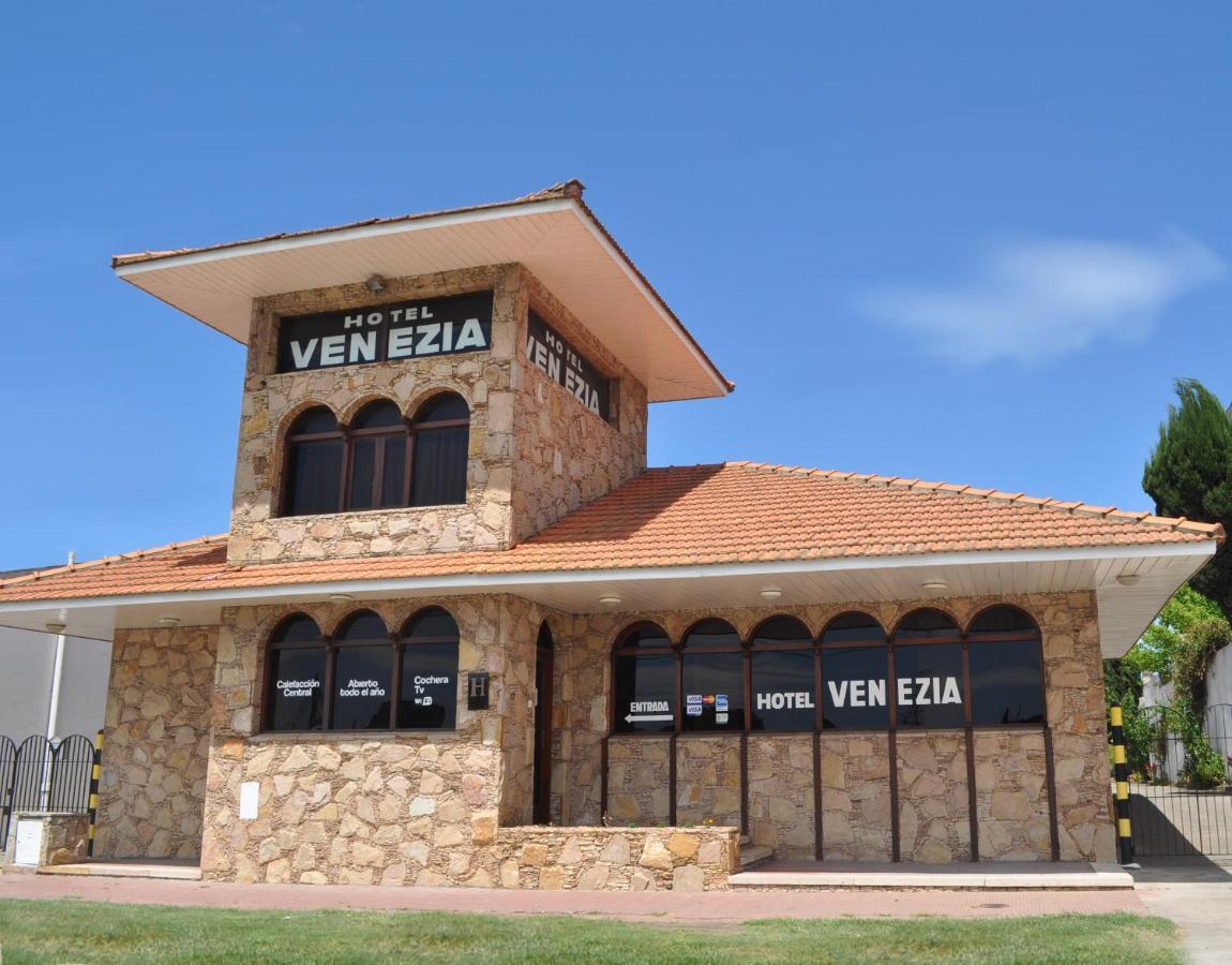 Hotel Venezia Necochea Eksteriør billede